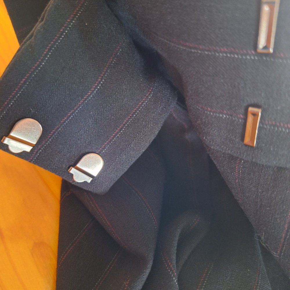 2 Piece Emma James Stretch Pinstripe Pantsuit - Picture 7 of 9